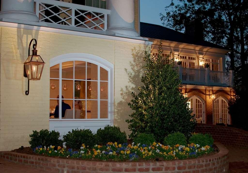 The Inn At Willow Grove Orange Bagian luar foto
