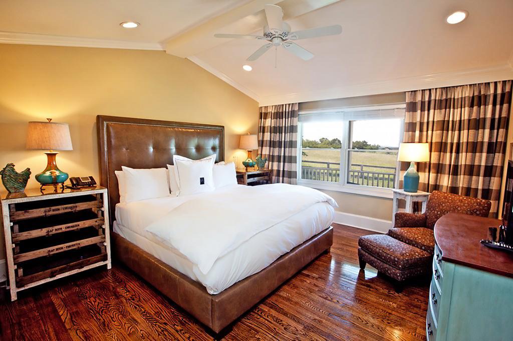 The Inn At Willow Grove Orange Bagian luar foto