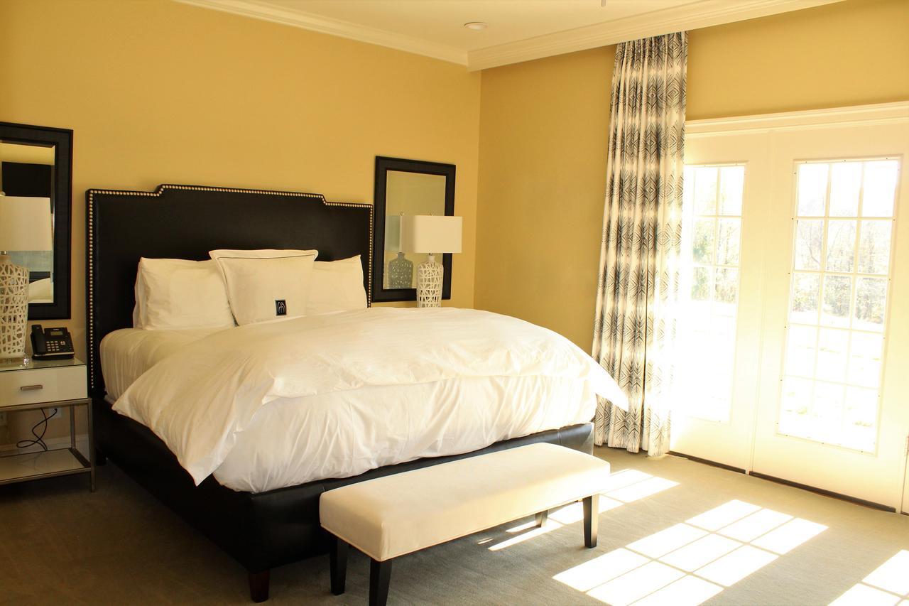 The Inn At Willow Grove Orange Bagian luar foto