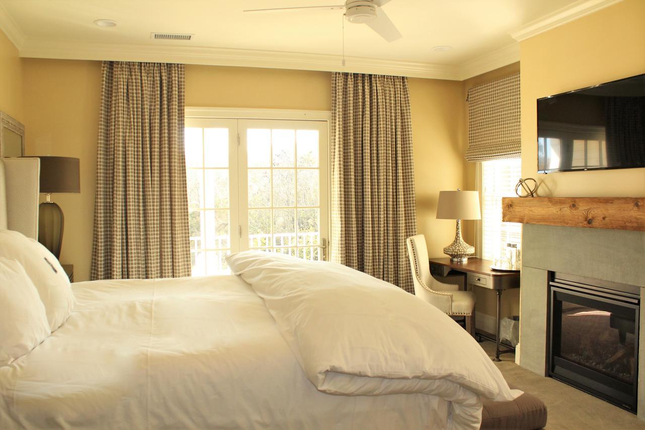 The Inn At Willow Grove Orange Bagian luar foto