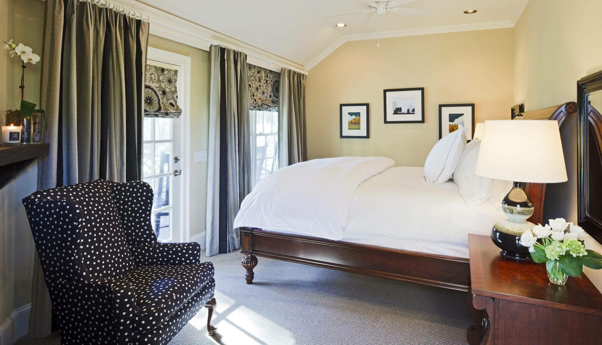The Inn At Willow Grove Orange Bagian luar foto