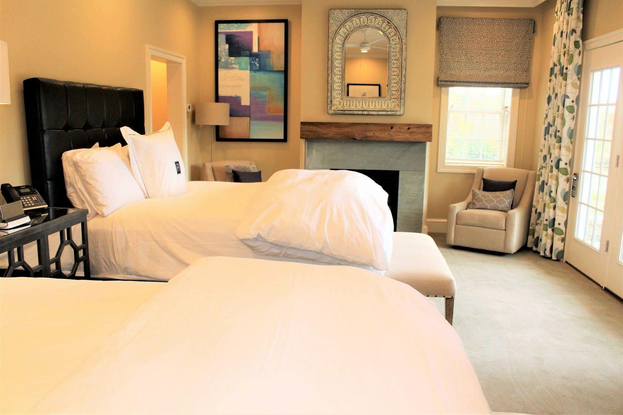 The Inn At Willow Grove Orange Bagian luar foto