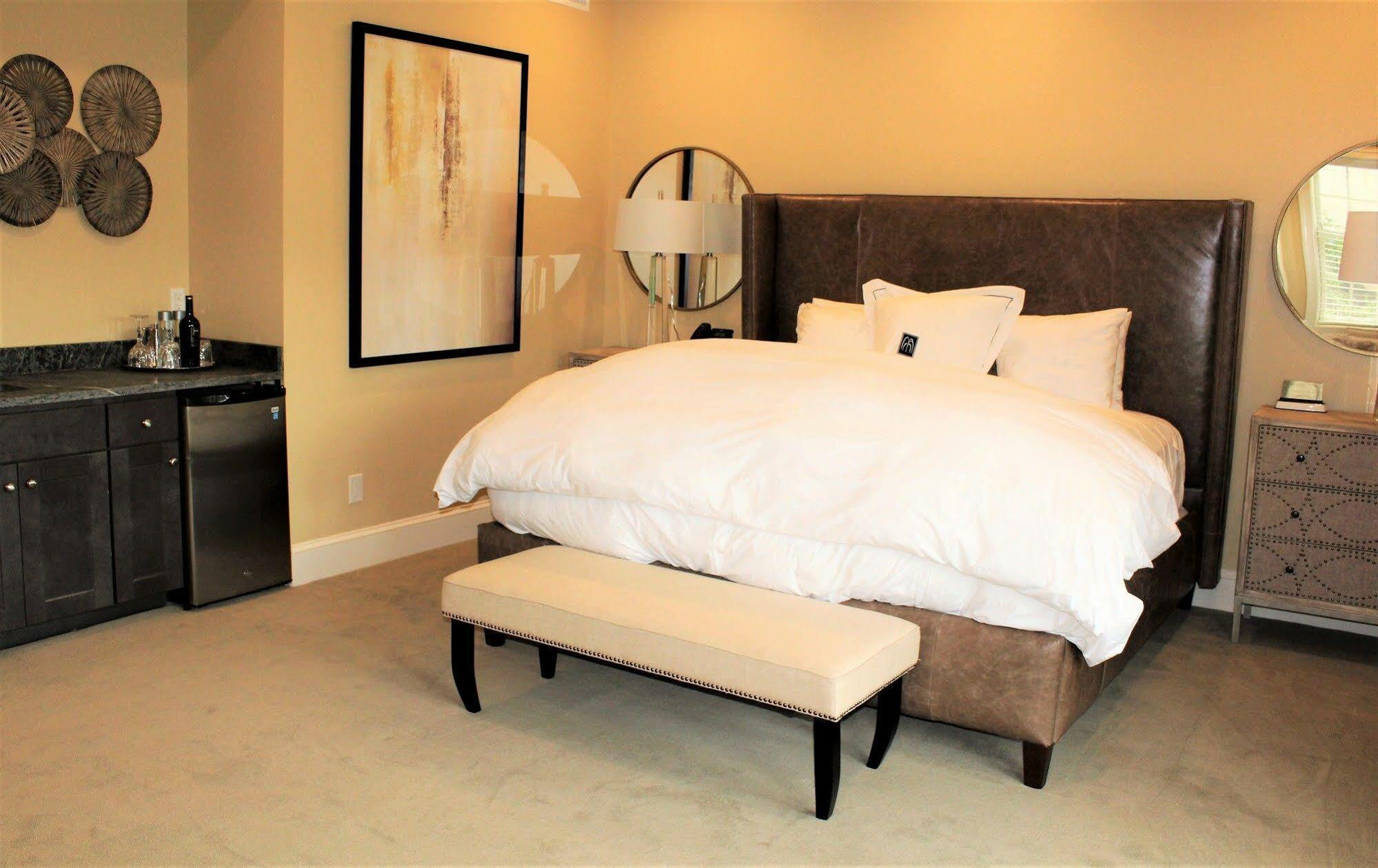 The Inn At Willow Grove Orange Bagian luar foto